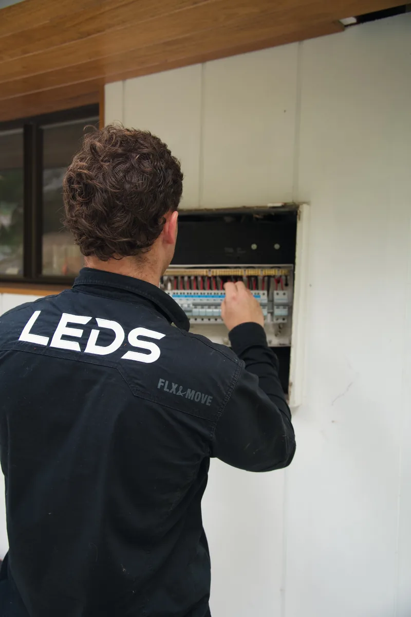 LEDS Electrical