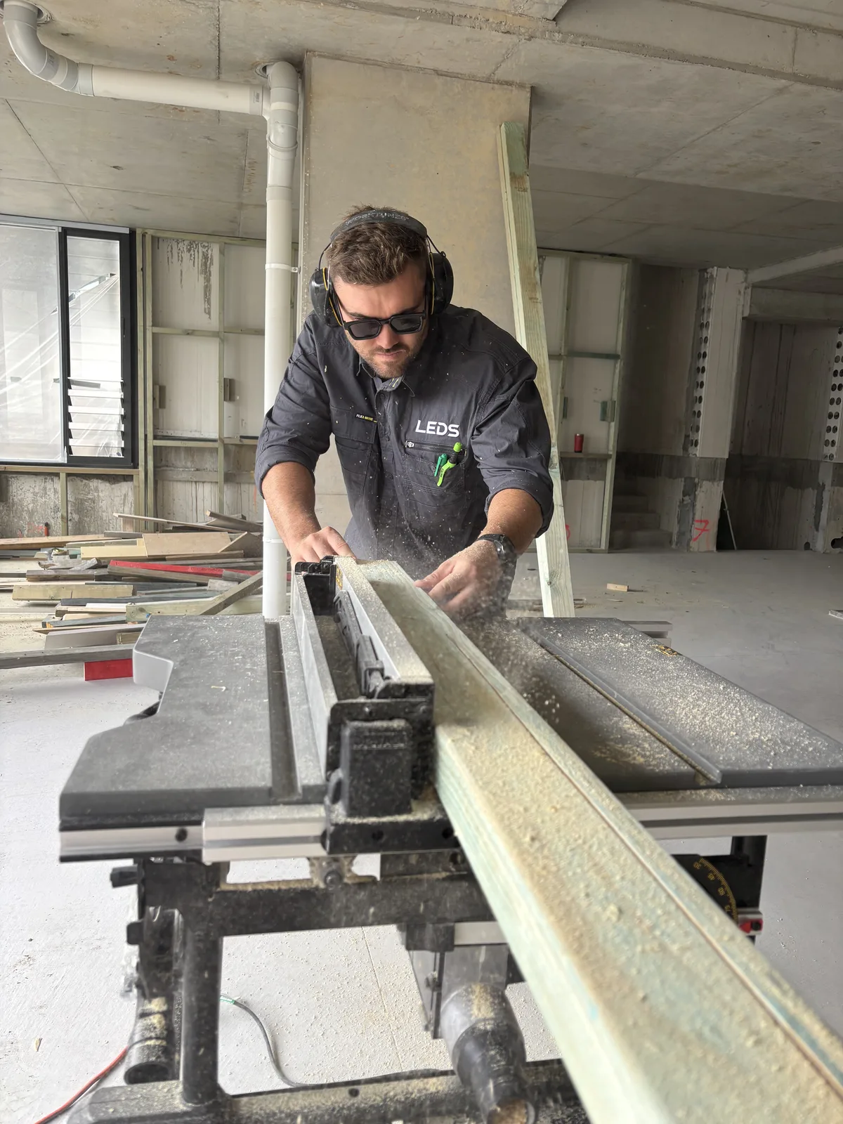 Ripping timber on the table saw