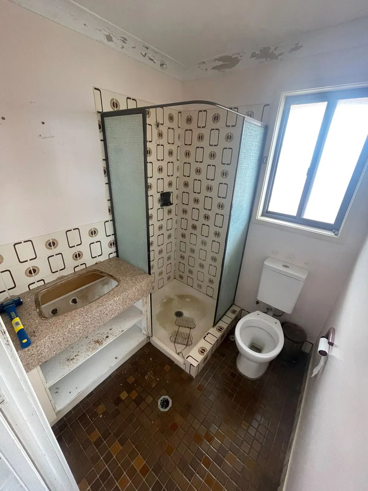 Bundeena Bathroom Renovation 2 - before 1