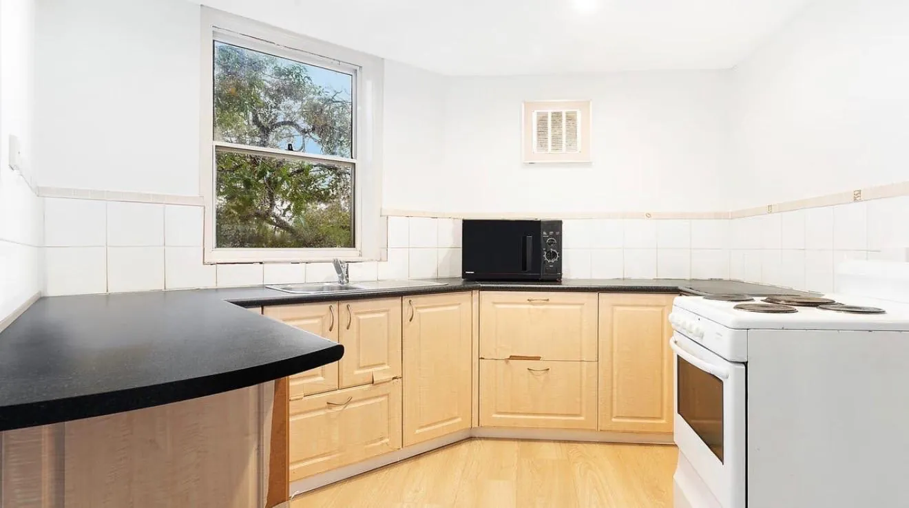 Cronulla Apartment Kitchen - before 1