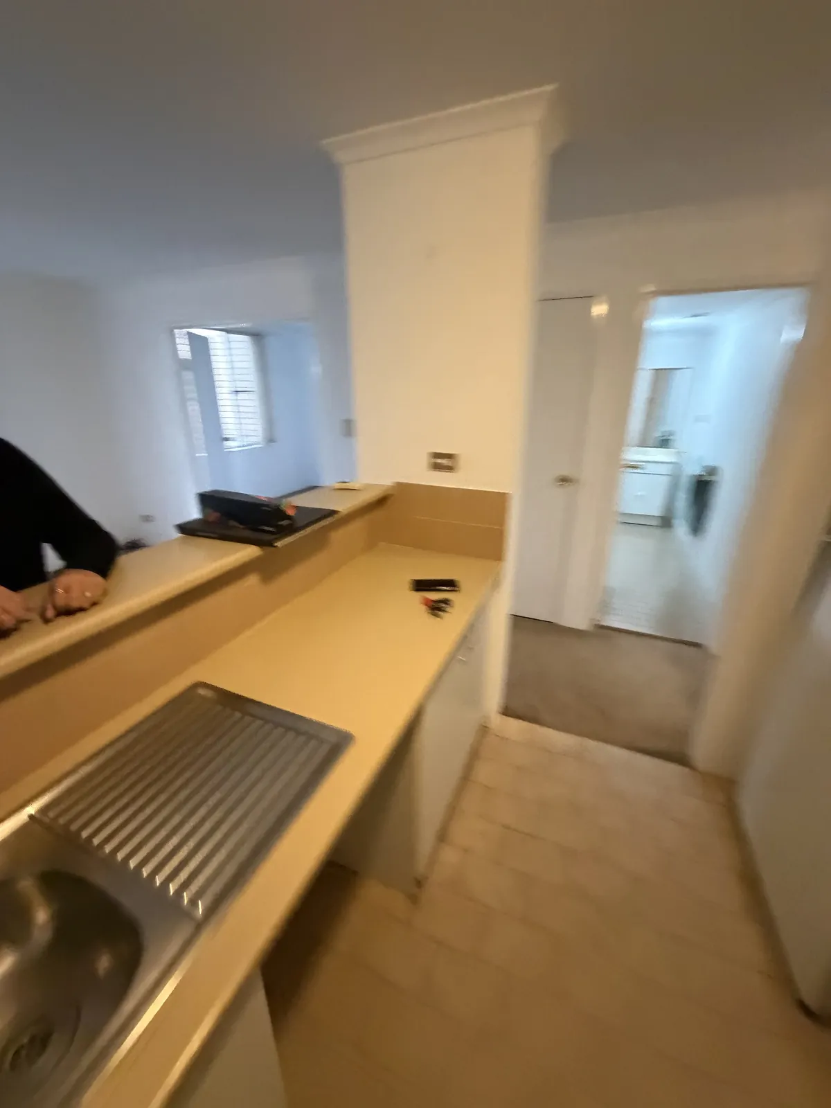 Miranda Kitchen - before 3
