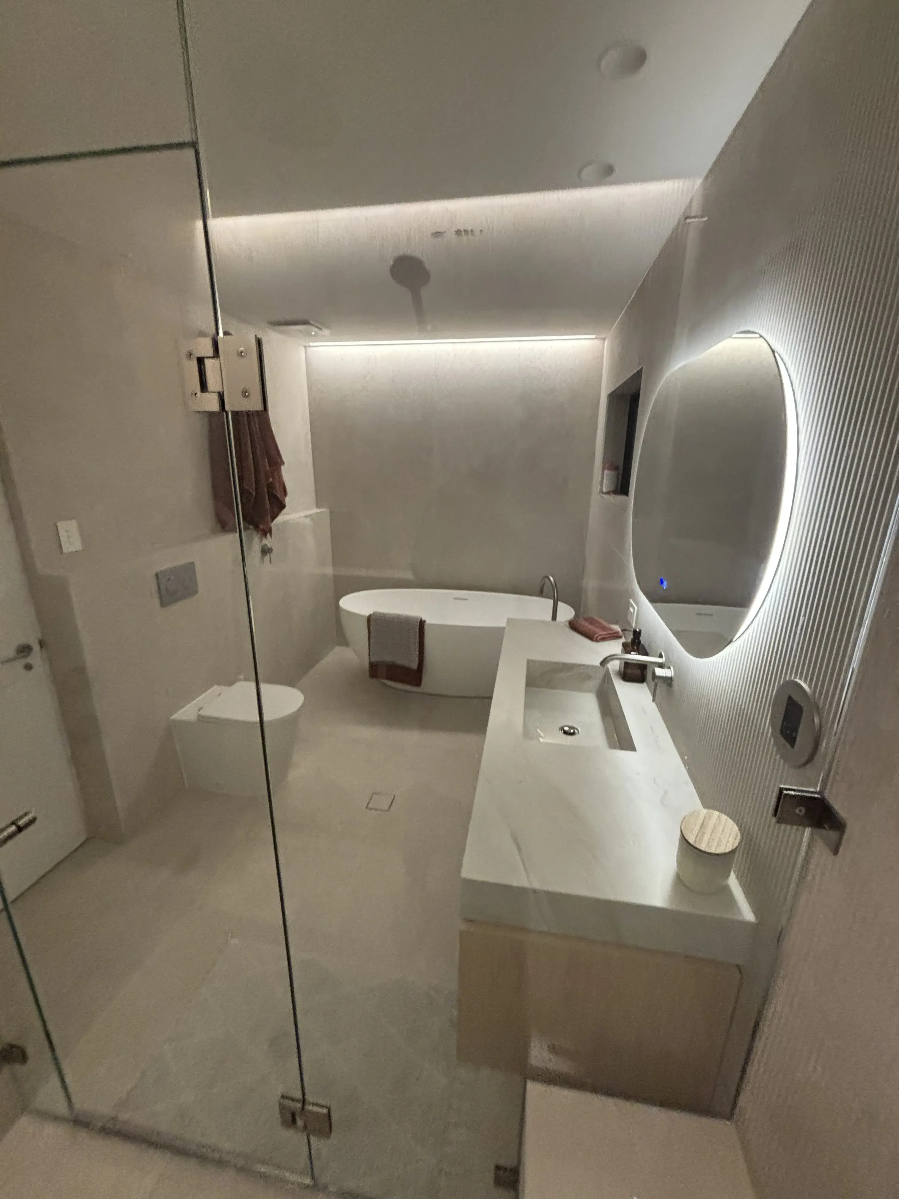 Port Hacking bathroom - fixtures